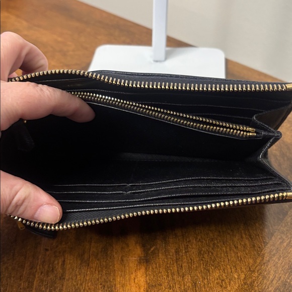 Prada Saffiano Long Continental Zip wallet - Picture 8 of 12